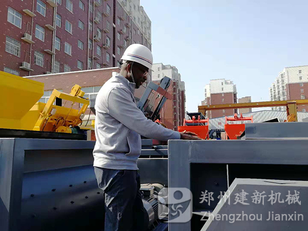 除了寶馬展，建新機械工廠更值得一看！